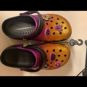 Limited edition Hocus pocus crocs.Women’s size 8.New w/tags.paid $140,make offer